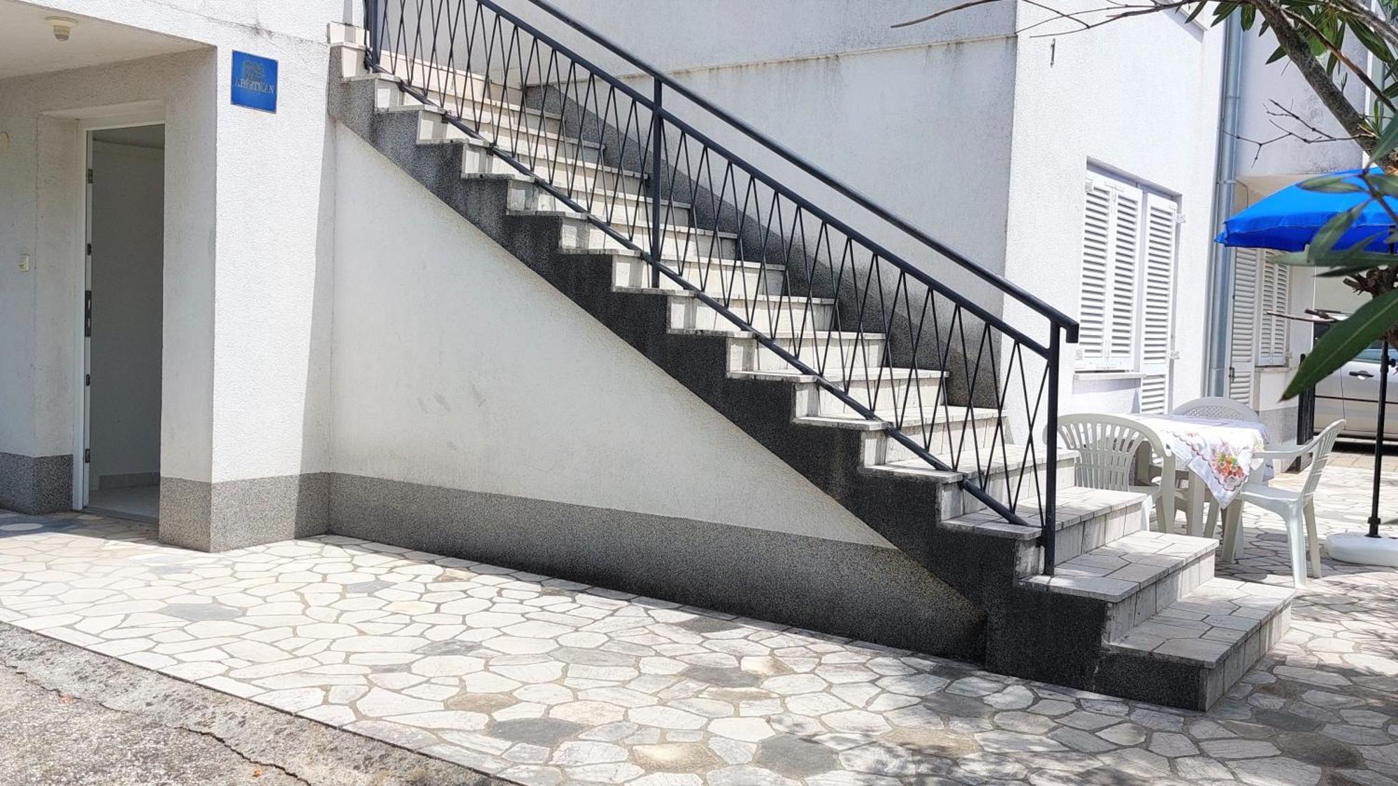 Apartman Crikvenica 30214 - Zulich Rom bilde